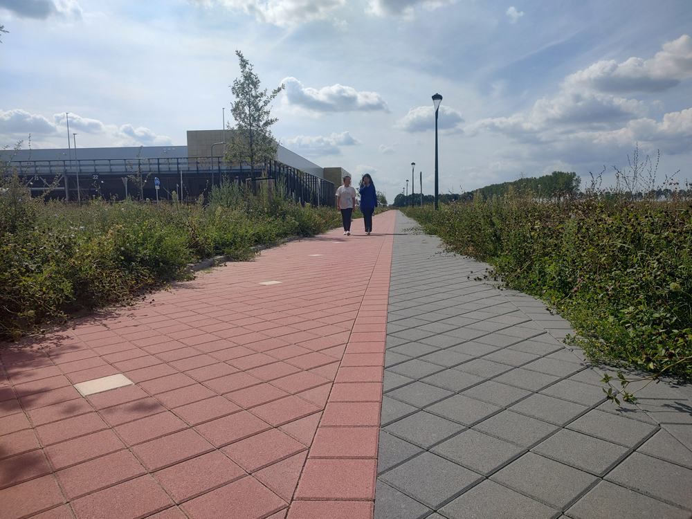 Fietspad van circulair, biobased beton versterkt Schiphol Trade Park