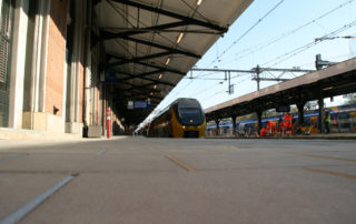 Circulaire, biobased betontegels station Dordrecht Centraal