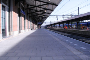 Circulaire perrontegels voor station Dordrecht Centraal