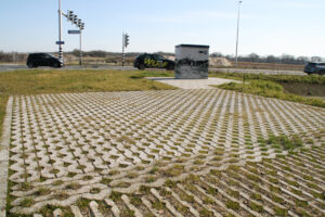 circulaire biobased grasbetontegels met miscanthus